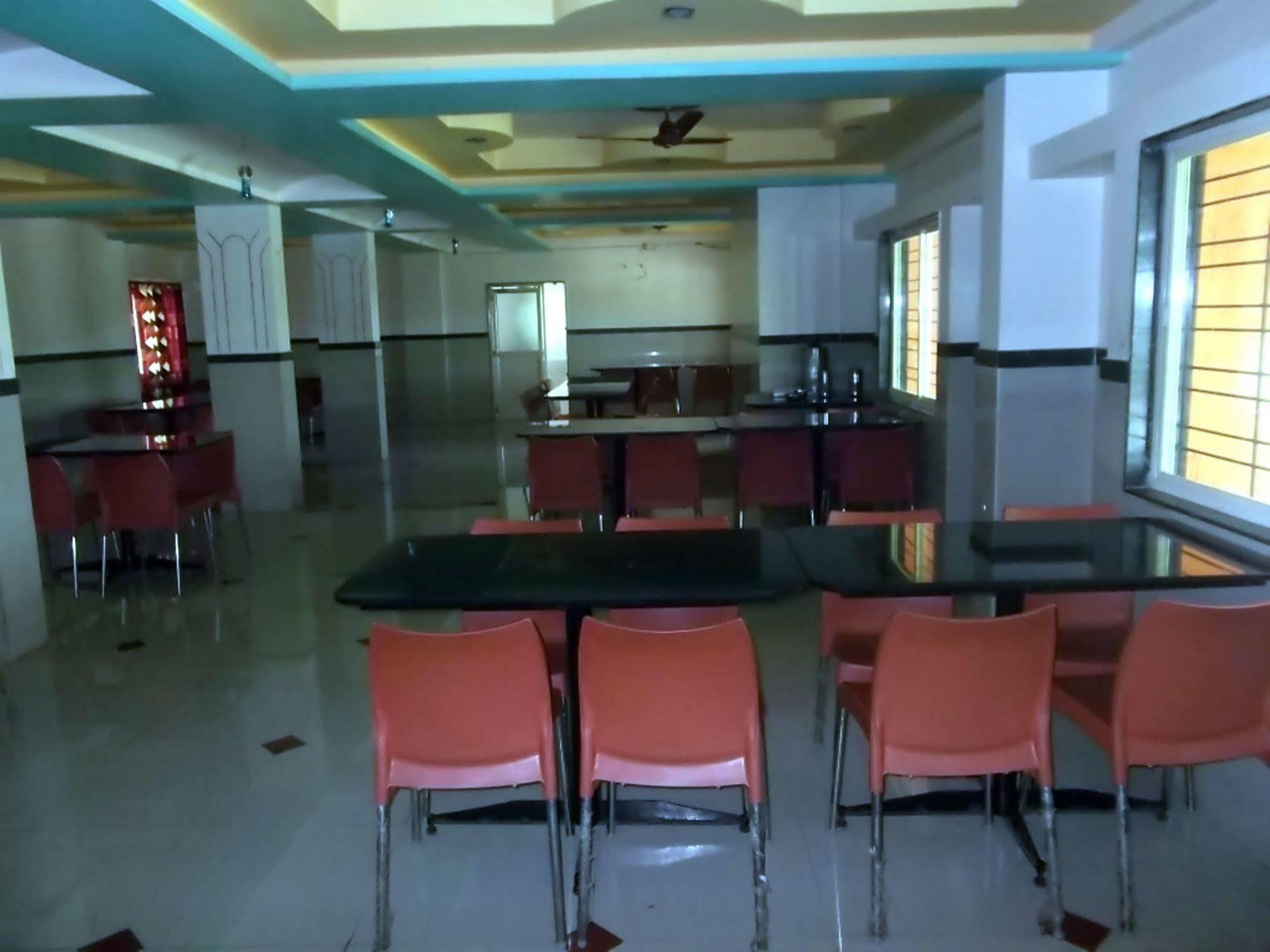 Hotel Rajyog Ranjangaon Ganpati Exterior photo